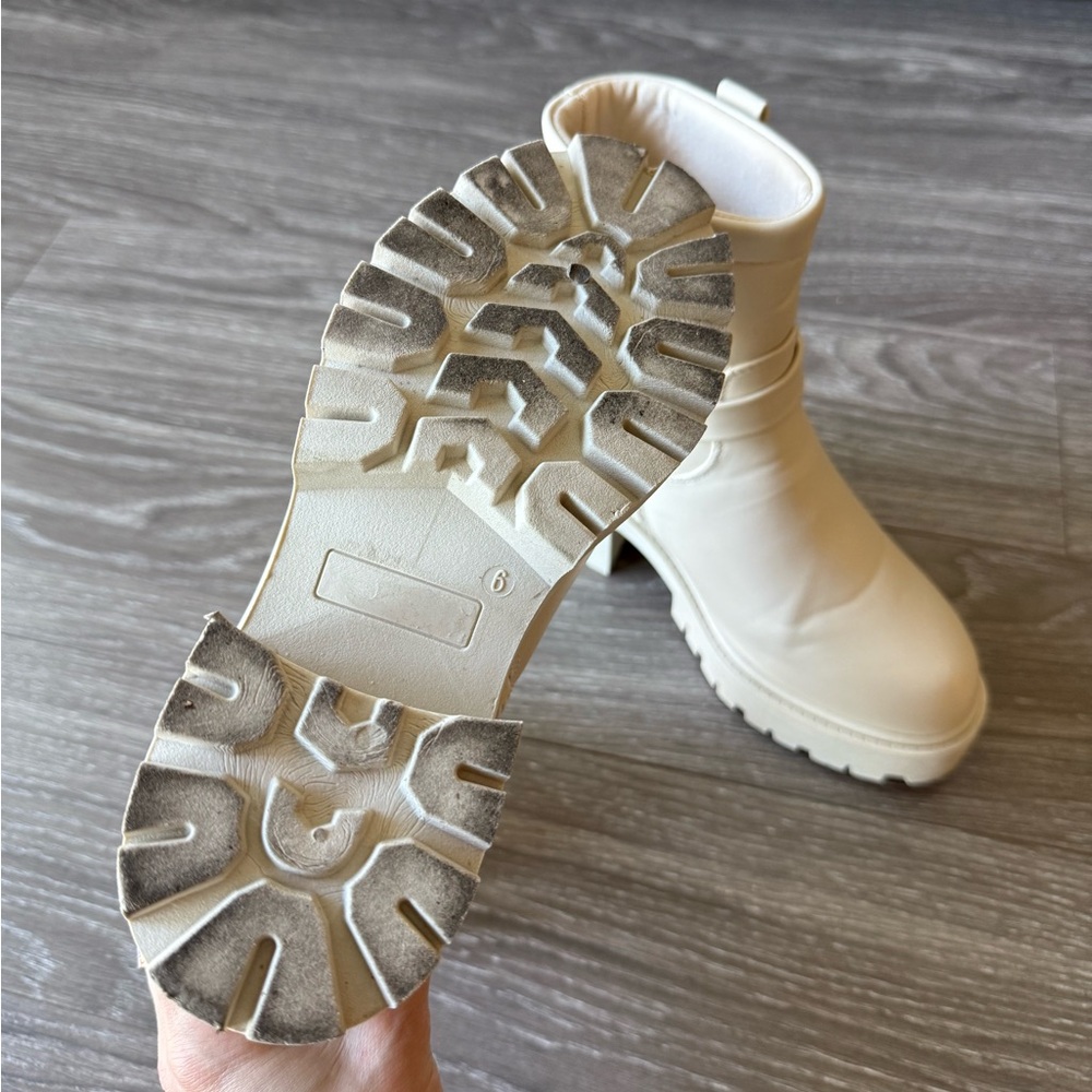 Block Heel Beige Ankle Boots - Picture 7 of 7